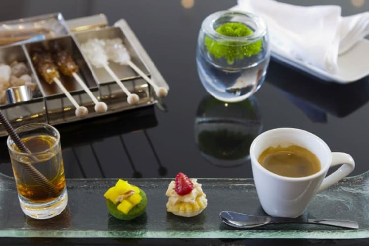 Scale Bar cuisine